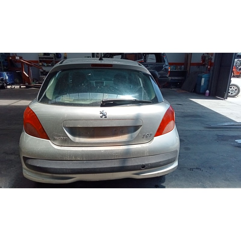 peugeot 207 del año 2006