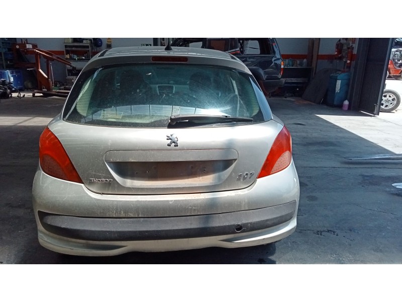 peugeot 207 del año 2006