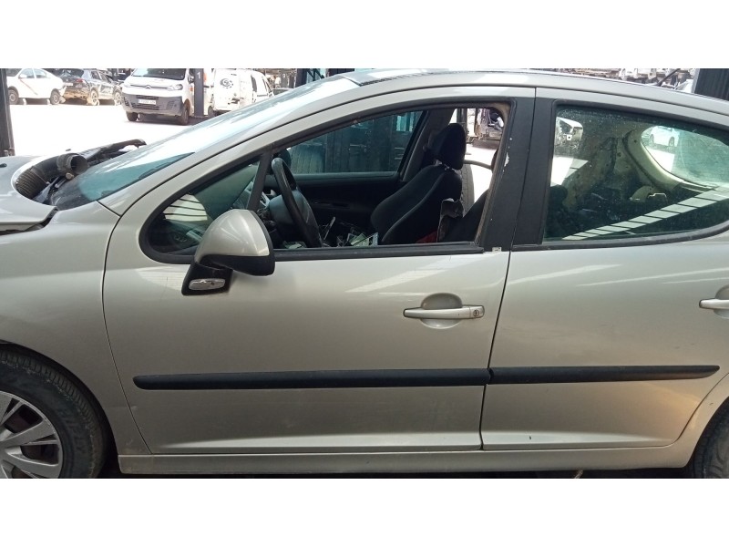 Recambio de puerta delantera izquierda para peugeot 207 1.4 hdi referencia OEM IAM   