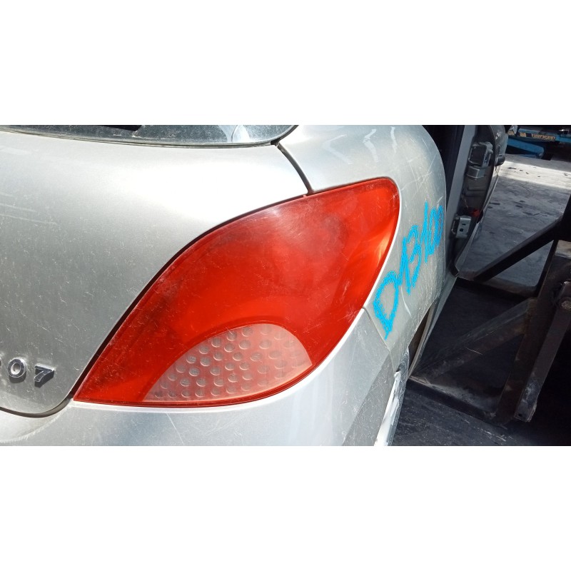 Recambio de piloto trasero derecho para peugeot 207 1.4 hdi referencia OEM IAM   