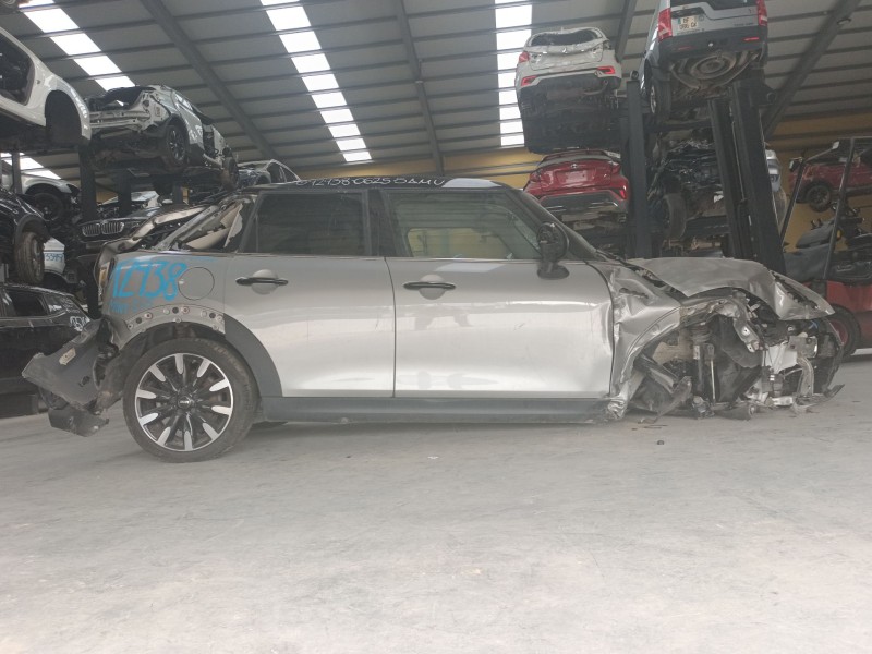 mini mini (f55) del año 2023