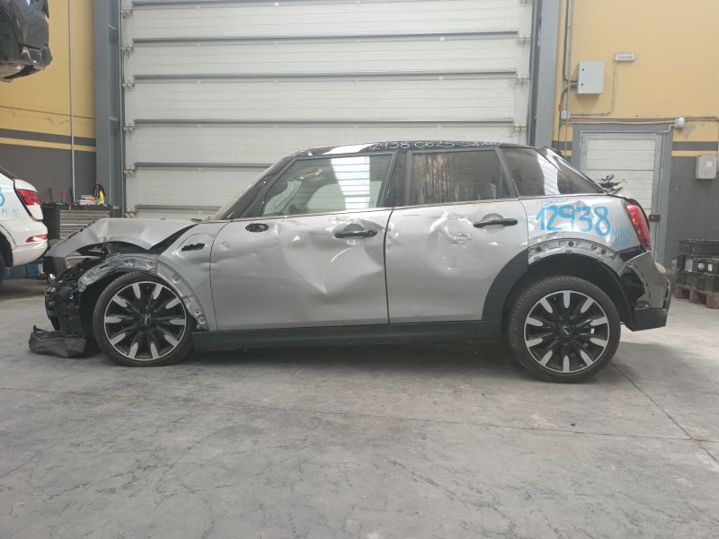 mini mini (f55) del año 2023