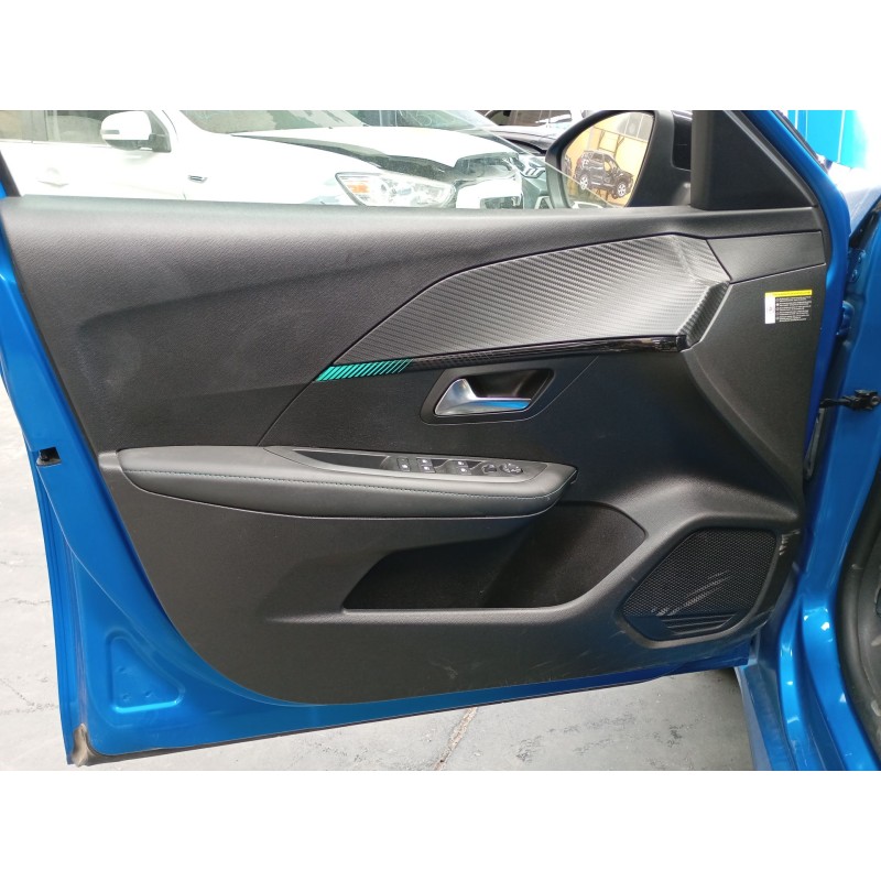 Recambio de guarnecido puerta delantera izquierda para peugeot 208 ii (ub_, up_, uw_, uj_) 1.2 puretech 100 referencia OEM IAM  