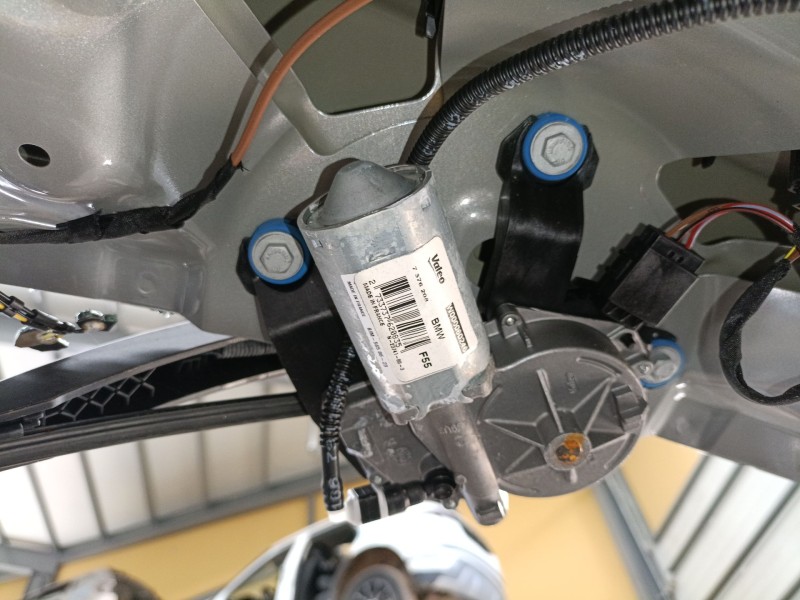 Recambio de motor limpia trasero para mini mini (f55) cooper referencia OEM IAM   