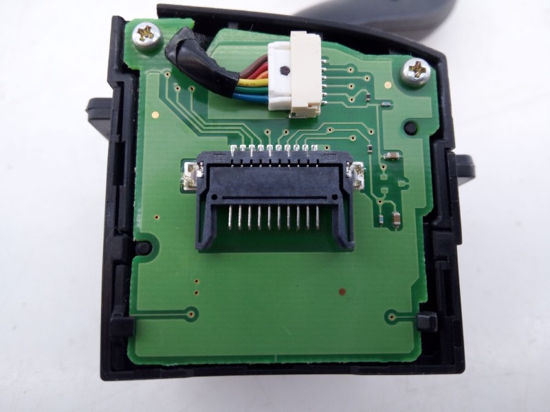 Recambio de mando limpia para ford focus lim. (cb8) trend referencia OEM IAM AV6T17A553AE  