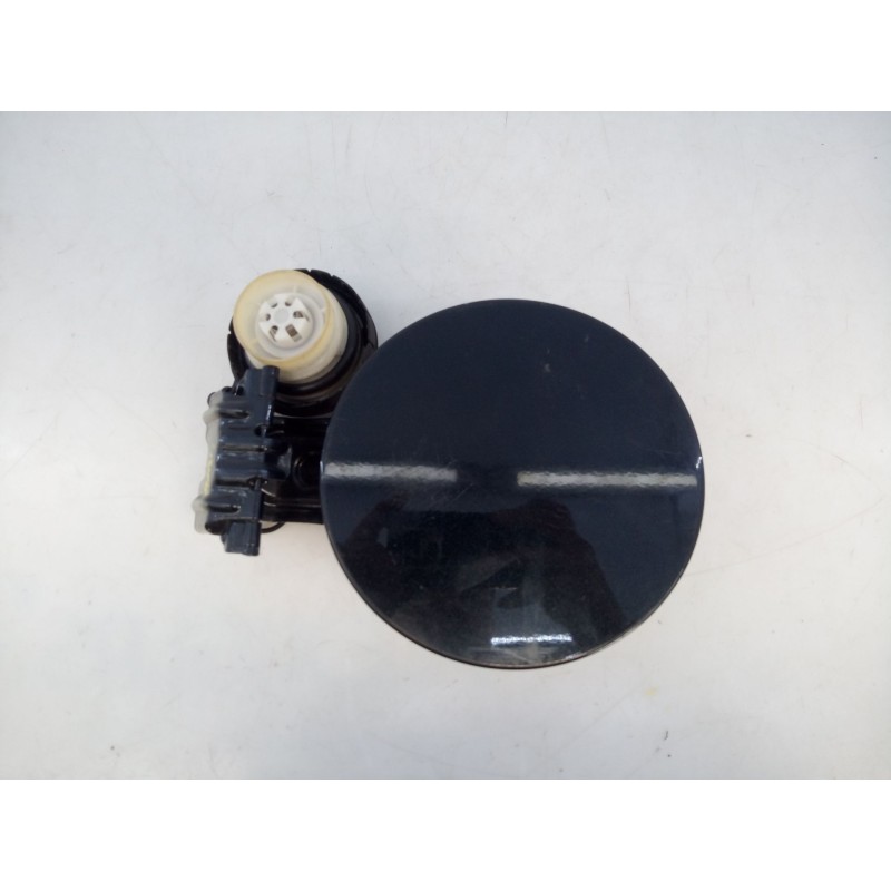 Recambio de tapa exterior combustible para toyota auris active referencia OEM IAM   