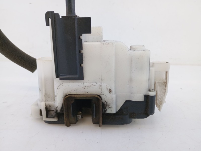 Recambio de cerradura puerta trasera izquierda para fiat doblo emotion referencia OEM IAM   