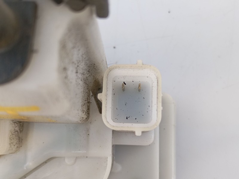 Recambio de cerradura puerta trasera izquierda para fiat doblo emotion referencia OEM IAM   