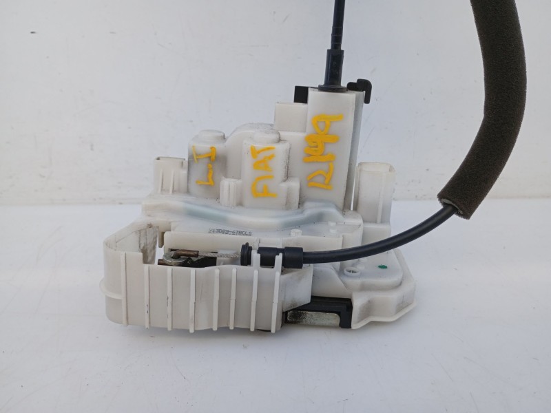 Recambio de cerradura puerta trasera izquierda para fiat doblo emotion referencia OEM IAM   