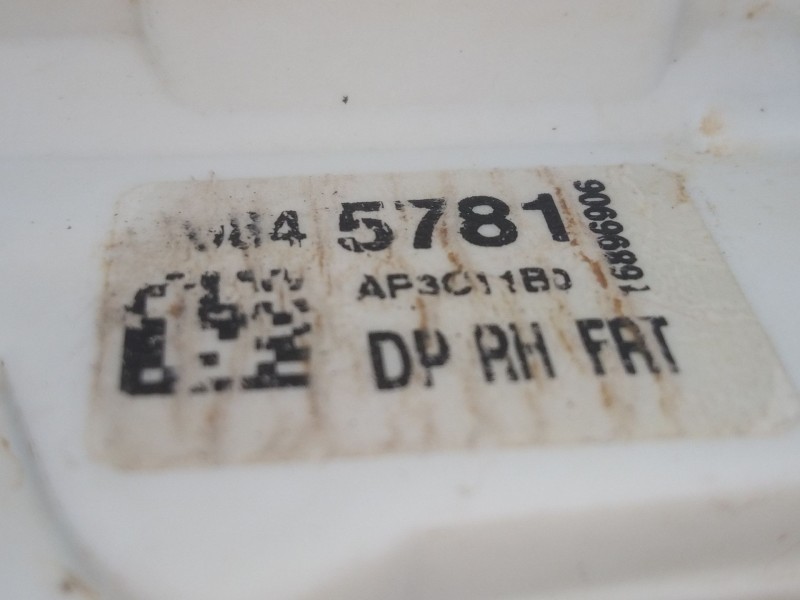 Recambio de cerradura puerta delantera derecha para mg mg zs suv 1.0 t-gdi referencia OEM IAM AP3C11B0  