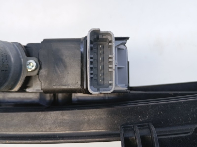 Recambio de elevalunas trasero izquierdo para peugeot 208 ii (ub_, up_, uw_, uj_) 1.2 puretech 100 referencia OEM IAM   