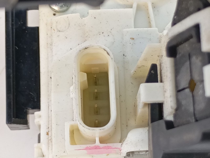 Recambio de cerradura puerta trasera izquierda para jeep compass (mp, m6, mv, m7) 1.4 multiair referencia OEM IAM   