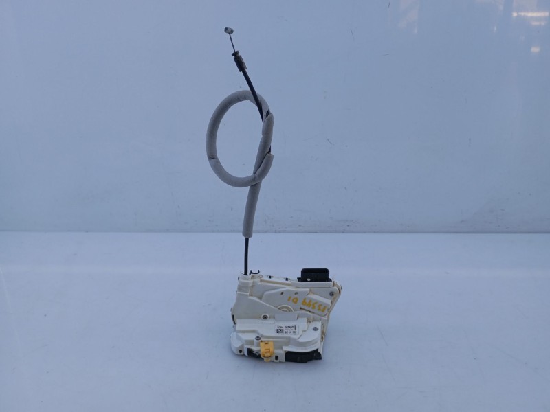 Recambio de cerradura puerta delantera izquierda para mg mg zs suv 1.0 t-gdi referencia OEM IAM 10845780  