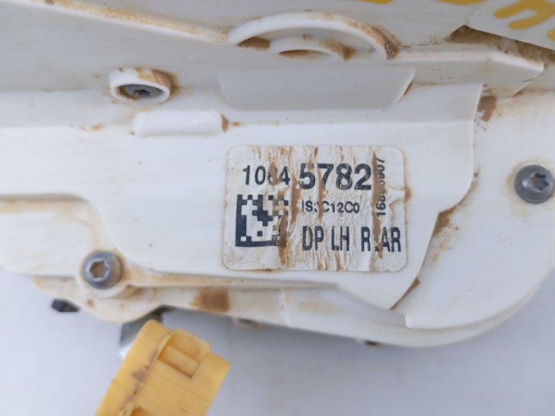 Recambio de cerradura puerta trasera izquierda para mg mg zs suv 1.0 t-gdi referencia OEM IAM 10845782  