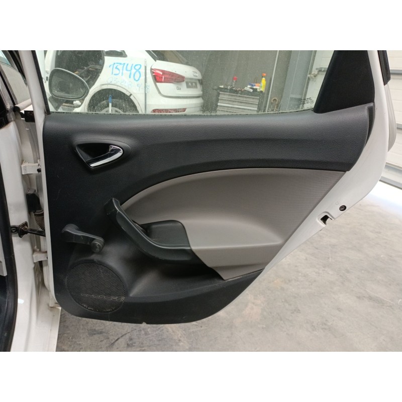 Recambio de guarnecido puerta trasera derecha para seat ibiza iv (6j5, 6p1) 1.6 tdi referencia OEM IAM   