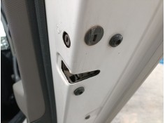 CERRADURA PUERTA TRASERA DERECHA 