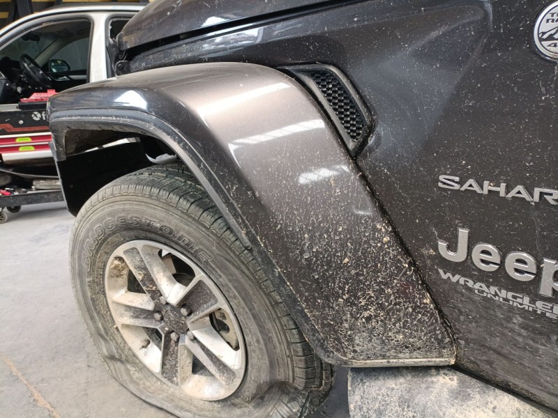 Recambio de aletin delantero izquierdo para jeep wrangler iv (jl) 2.0 t-gdi (jl72, jl74) referencia OEM IAM   