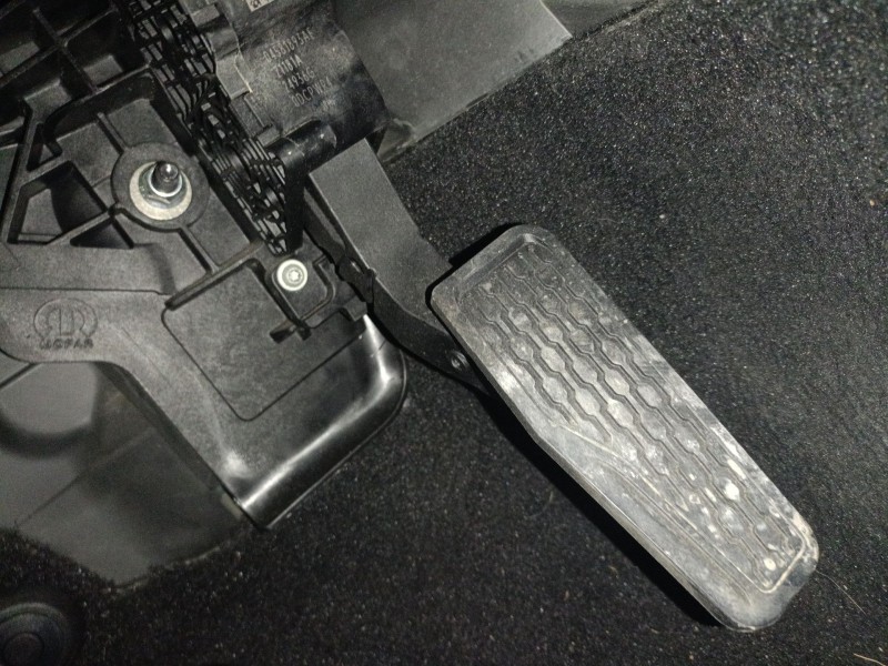 Recambio de pedal acelerador para jeep wrangler iv (jl) 2.0 t-gdi (jl72, jl74) referencia OEM IAM 04581893AE  