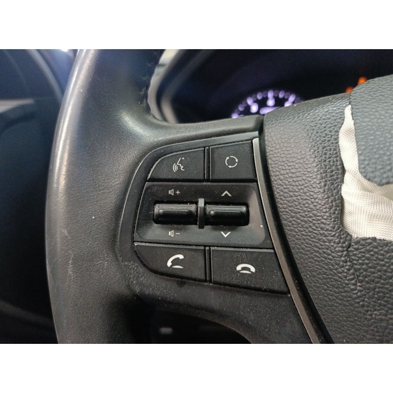 Recambio de volante para hyundai i20 ii (gb, ib) 1.0 t-gdi referencia OEM IAM   