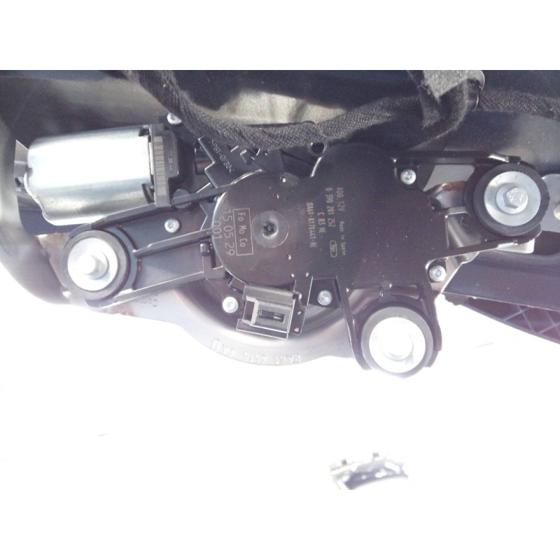 Recambio de motor limpia trasero para ford fiesta (ccn) black edition referencia OEM IAM 0390201252  