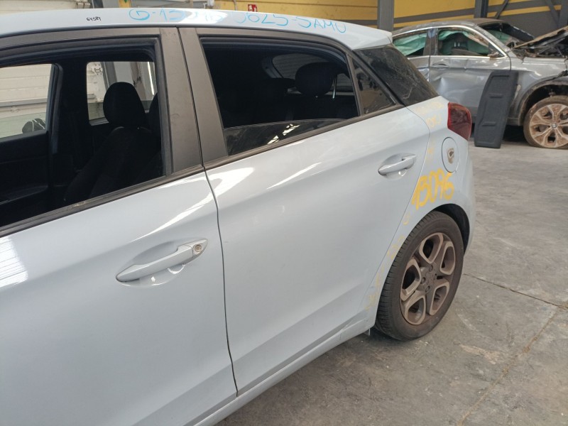 Recambio de puerta trasera izquierda para hyundai i20 ii (gb, ib) 1.0 t-gdi referencia OEM IAM   