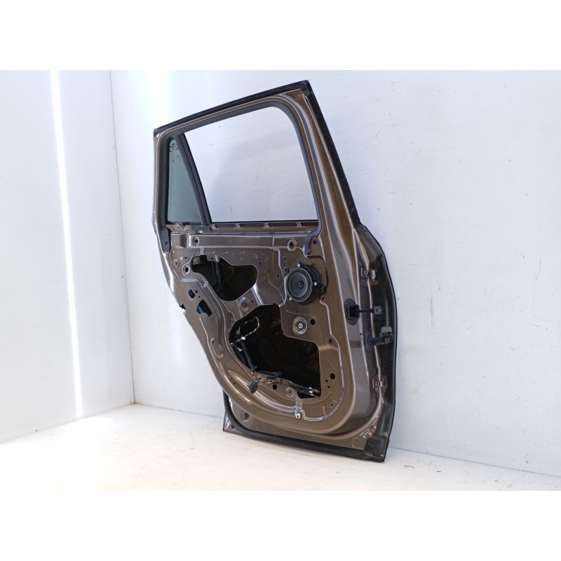 Recambio de puerta trasera izquierda para bmw x1 (f48) sdrive 18 d referencia OEM IAM   