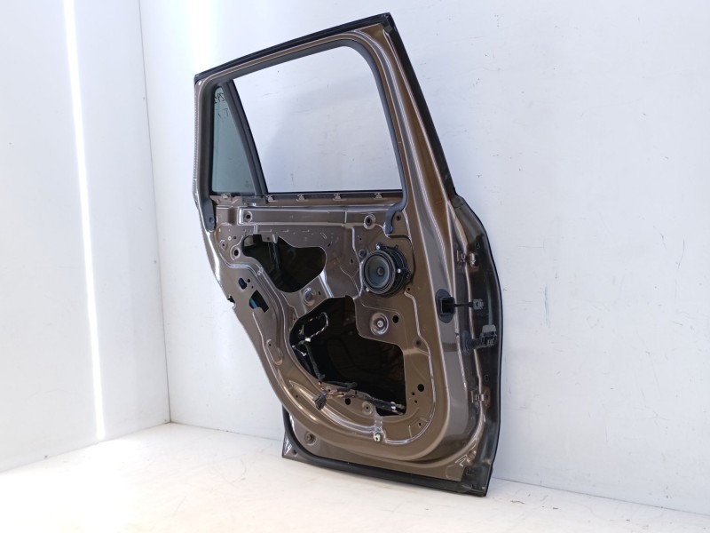 Recambio de puerta trasera izquierda para bmw x1 (f48) sdrive 18 d referencia OEM IAM   