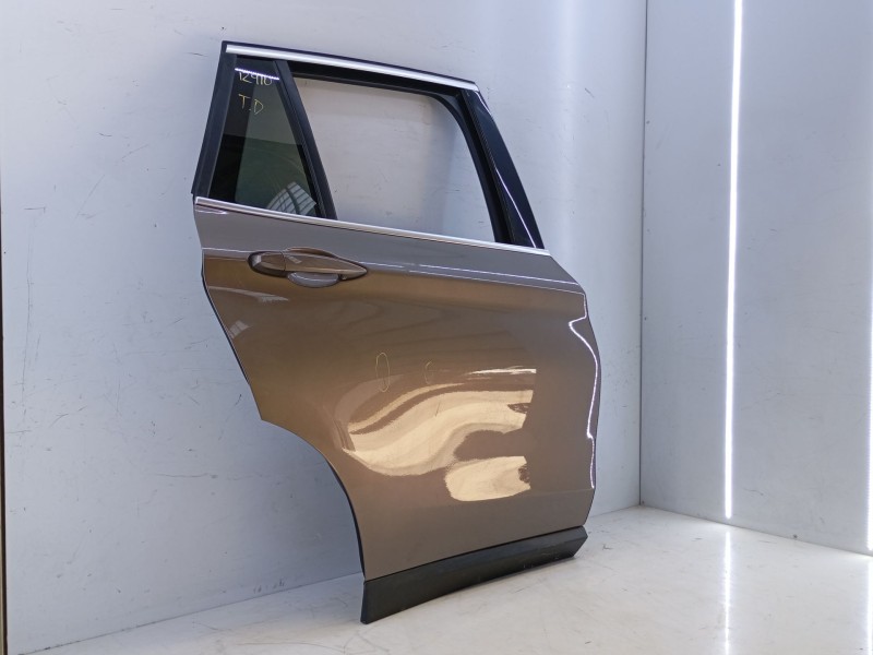 Recambio de puerta trasera derecha para bmw x1 (f48) sdrive 18 d referencia OEM IAM   