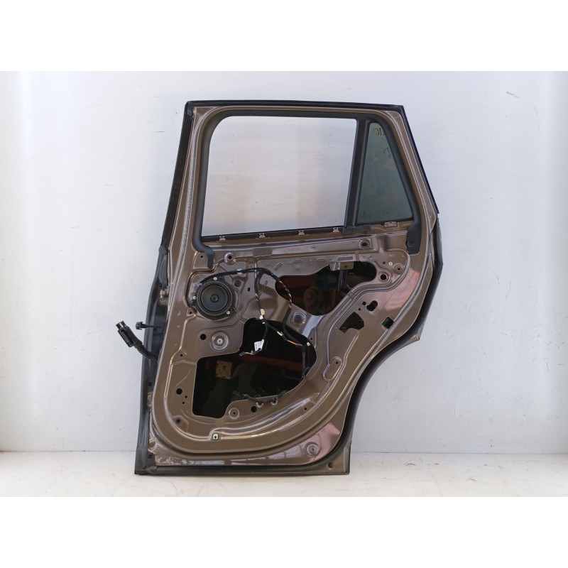 Recambio de puerta trasera derecha para bmw x1 (f48) sdrive 18 d referencia OEM IAM   