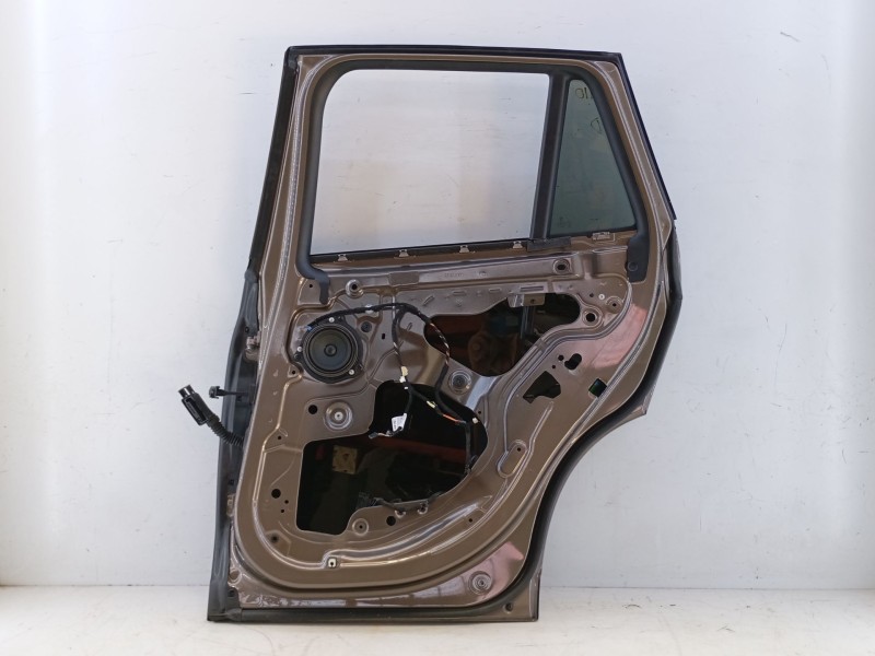 Recambio de puerta trasera derecha para bmw x1 (f48) sdrive 18 d referencia OEM IAM   