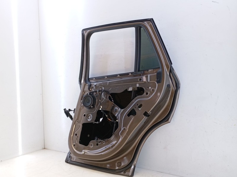 Recambio de puerta trasera derecha para bmw x1 (f48) sdrive 18 d referencia OEM IAM   