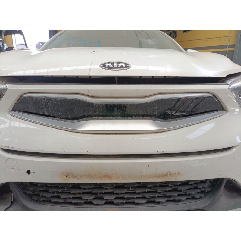Recambio de rejilla delantera para kia stonic (yb) 1.0 t-gdi referencia OEM IAM   