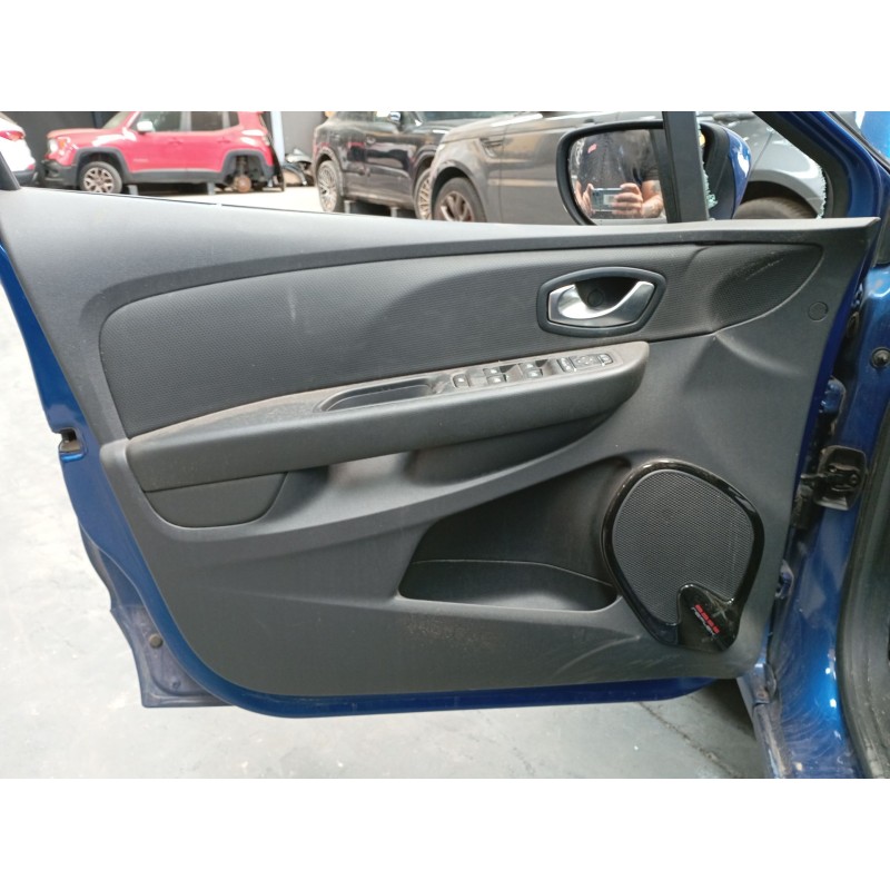 Recambio de guarnecido puerta delantera izquierda para renault clio iv (bh_) 1.5 dci 90 referencia OEM IAM   
