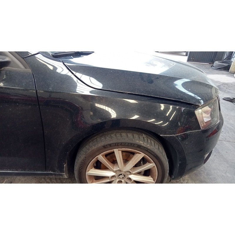 Recambio de aleta delantera derecha para skoda octavia iii (5e3, nl3, nr3) 2.0 tdi referencia OEM IAM   
