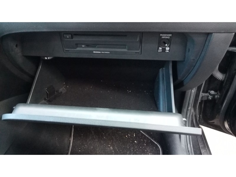 Recambio de guantera para skoda octavia iii (5e3, nl3, nr3) 2.0 tdi referencia OEM IAM   