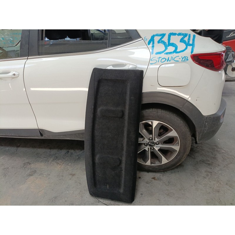 Recambio de bandeja trasera para kia stonic (yb) 1.0 t-gdi referencia OEM IAM   