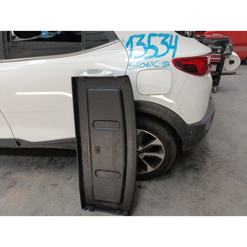Recambio de bandeja trasera para kia stonic (yb) 1.0 t-gdi referencia OEM IAM   