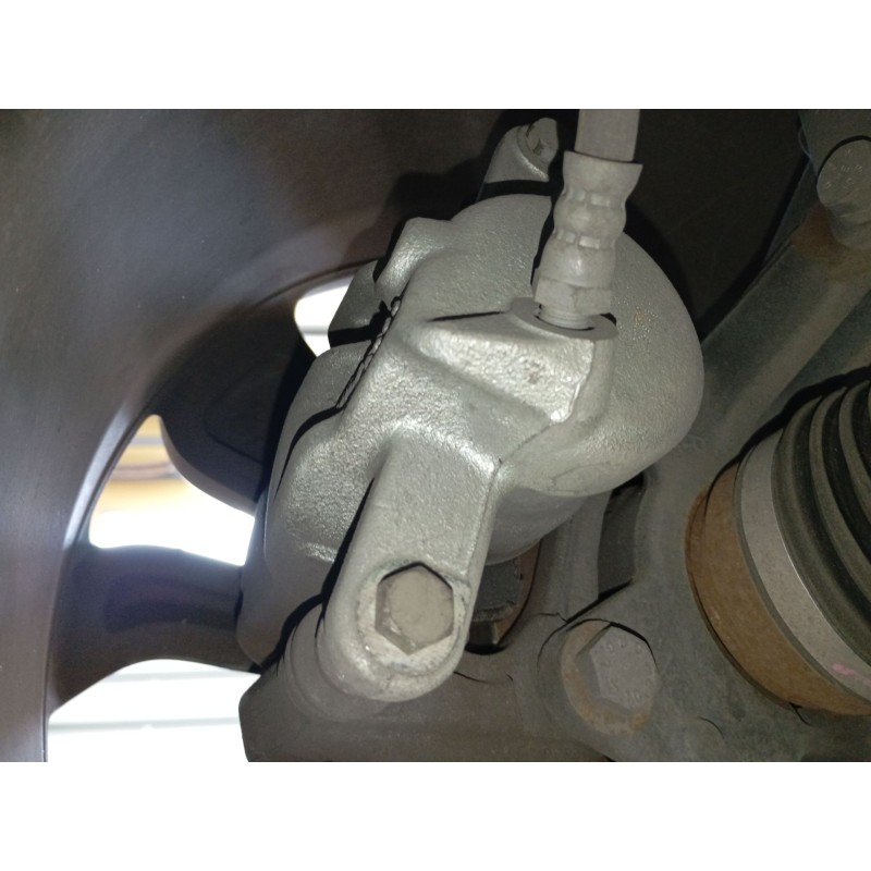 Recambio de pinza freno delantera derecha para renault clio iv (bh_) 1.5 dci 90 referencia OEM IAM   