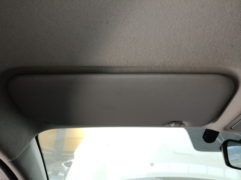 Recambio de parasol izquierdo para kia stonic (yb) 1.0 t-gdi referencia OEM IAM   