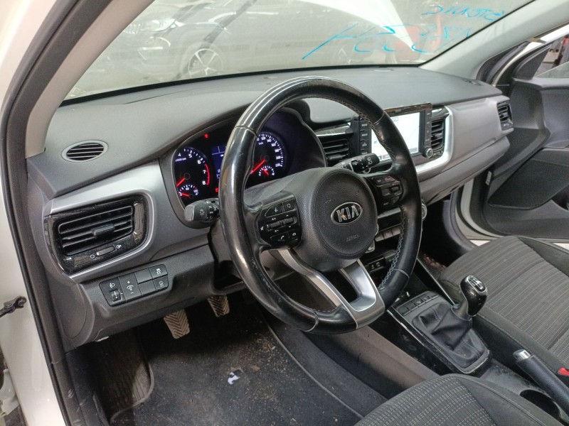 Recambio de salpicadero para kia stonic (yb) 1.0 t-gdi referencia OEM IAM   