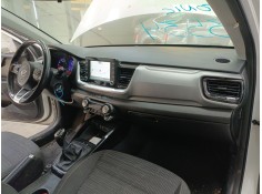 Recambio de salpicadero para kia stonic (yb) 1.0 t-gdi referencia OEM IAM   