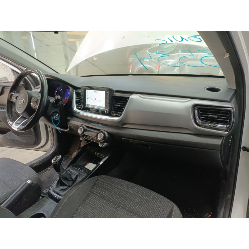 Recambio de salpicadero para kia stonic (yb) 1.0 t-gdi referencia OEM IAM   