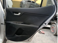 GUARNECIDO PUERTA TRASERA DERECHA 