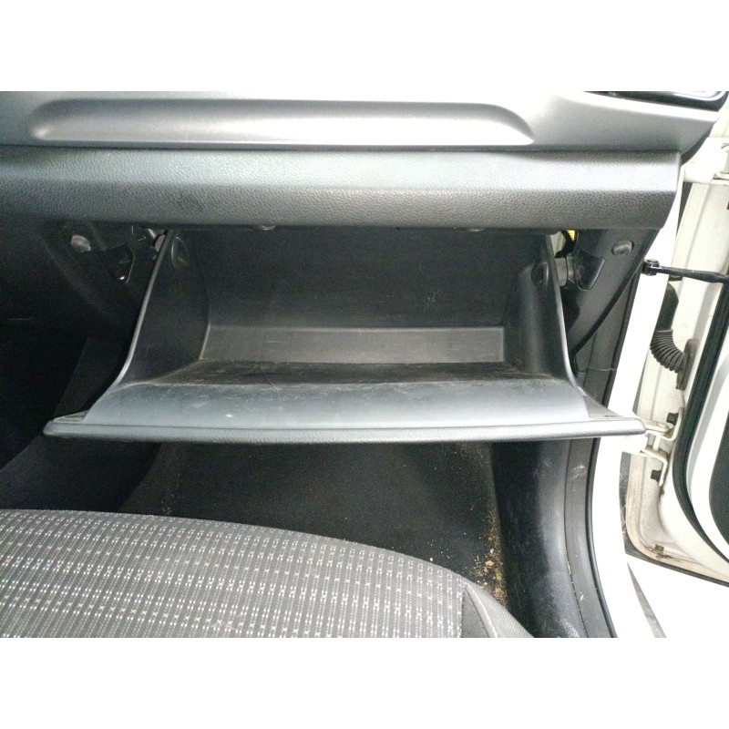 Recambio de guantera para kia stonic (yb) 1.0 t-gdi referencia OEM IAM   