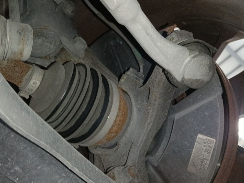 Recambio de mangueta delantera derecha para kia stonic (yb) 1.0 t-gdi referencia OEM IAM   