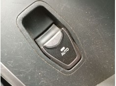 MANDO ELEVALUNAS DELANTERO DERECHO 