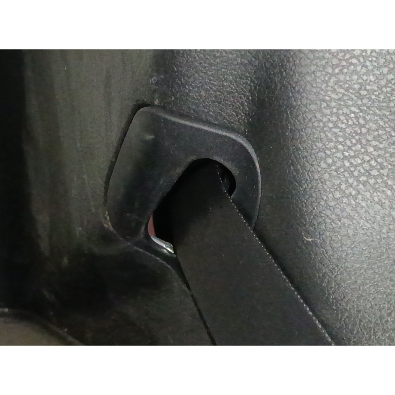 Recambio de cinturon seguridad trasero izquierdo para jeep renegade suv (bu, b1, bv) 1.4 4x4 referencia OEM IAM   