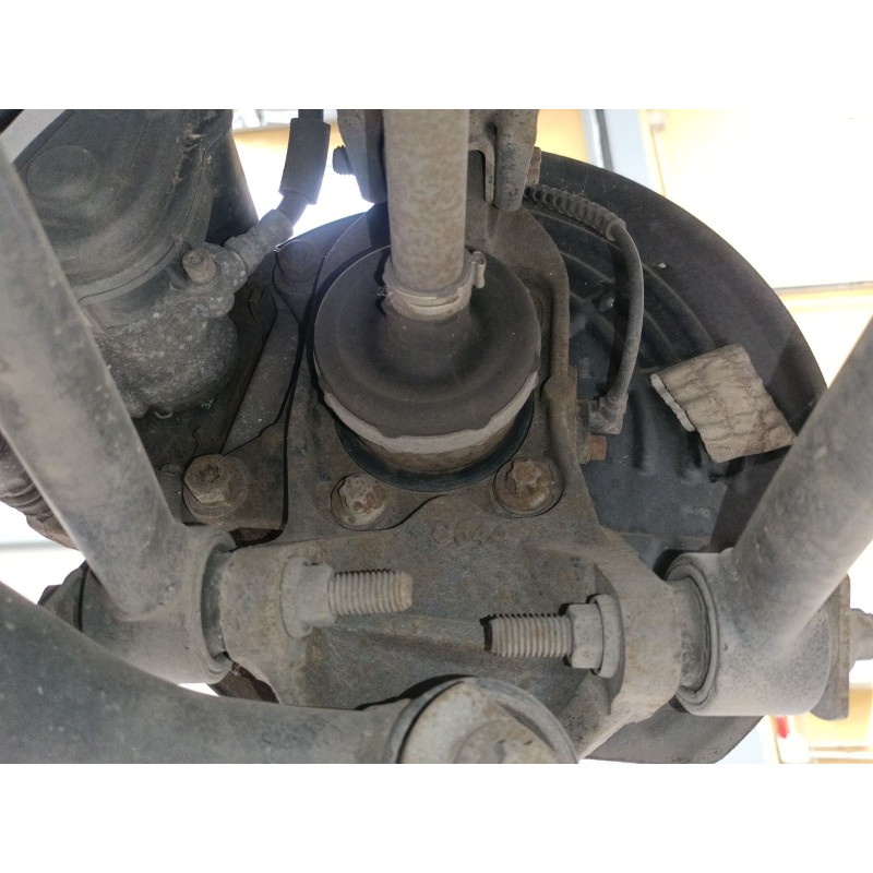 Recambio de mangueta trasera derecha para jeep renegade suv (bu, b1, bv) 1.4 4x4 referencia OEM IAM   