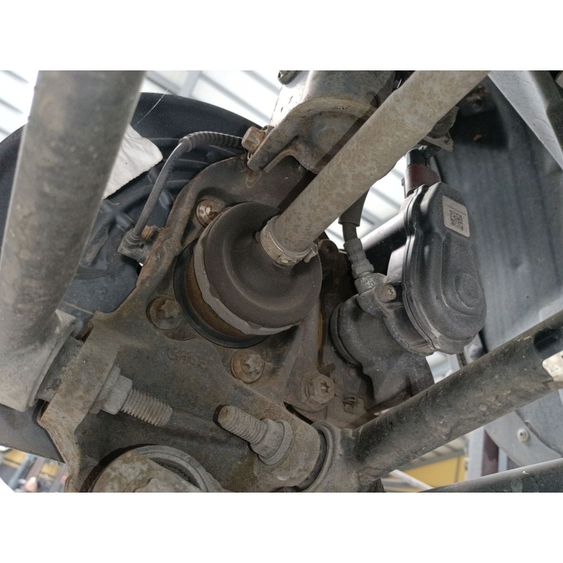 Recambio de mangueta trasera izquierda para jeep renegade suv (bu, b1, bv) 1.4 4x4 referencia OEM IAM   