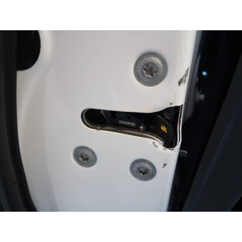 Recambio de cerradura puerta trasera izquierda para nissan pulsar (c13) acenta referencia OEM IAM   